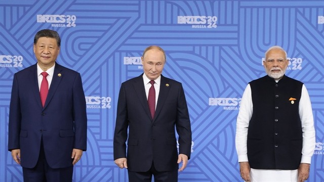হুমকি এড়িয়ে এক হচ্ছে রাশিয়া, চীন ও ভারত!